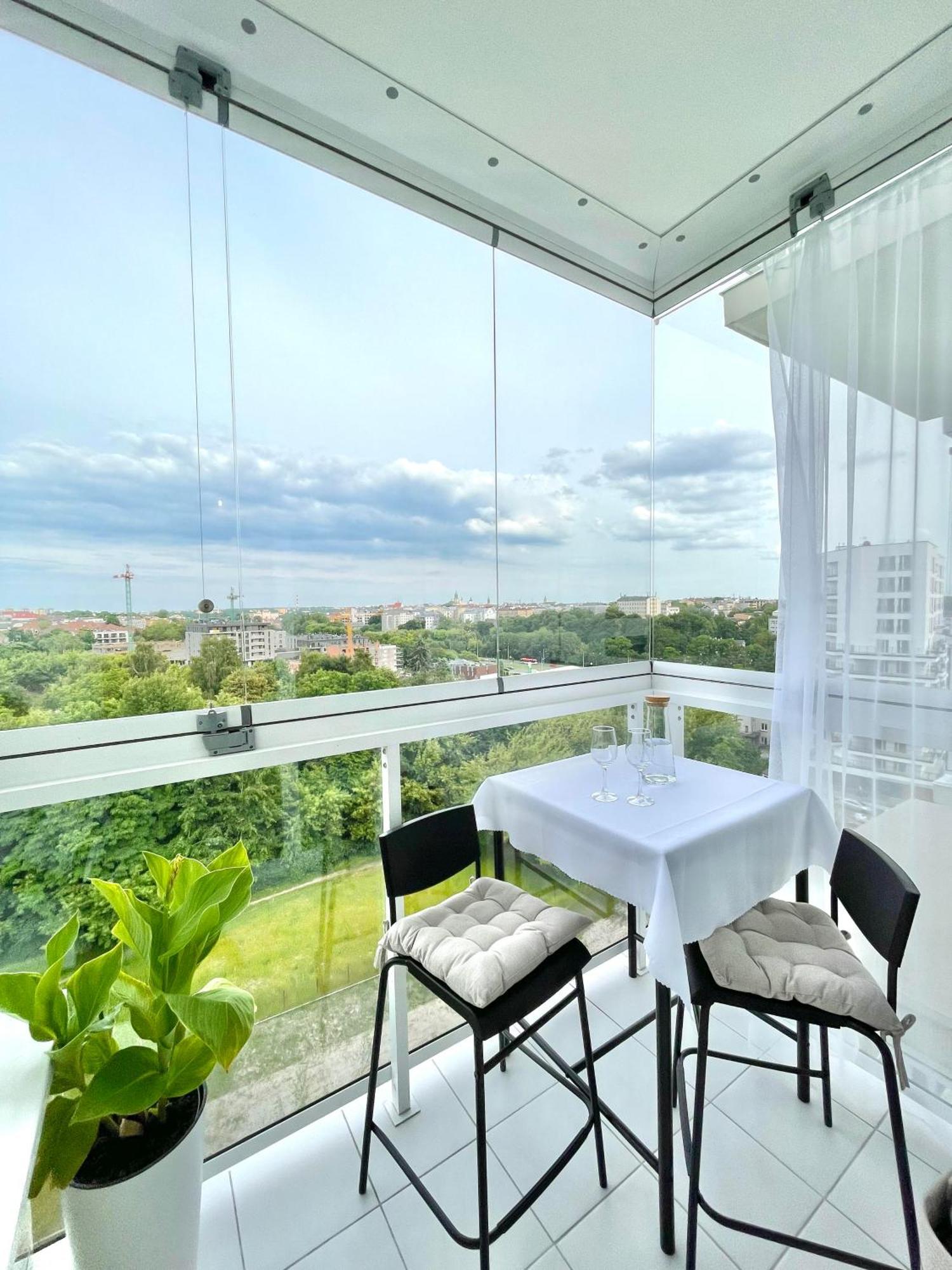 Apartament Z Widokiem Люблин Екстериор снимка